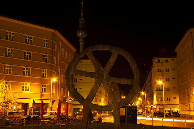 rosaluxemburgplatz_fernsehturm